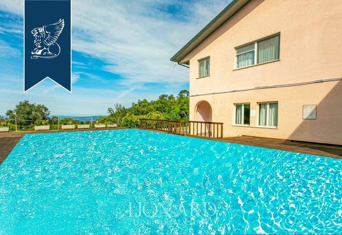 Image No.17-106 Bed Hotel for sale