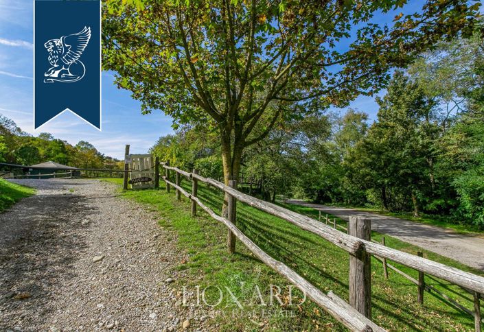 Image No.29-106 Bed Hotel for sale