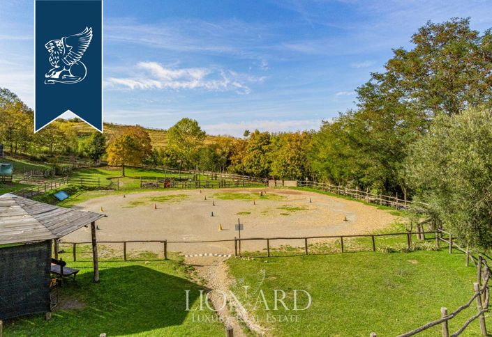 Image No.31-106 Bed Hotel for sale