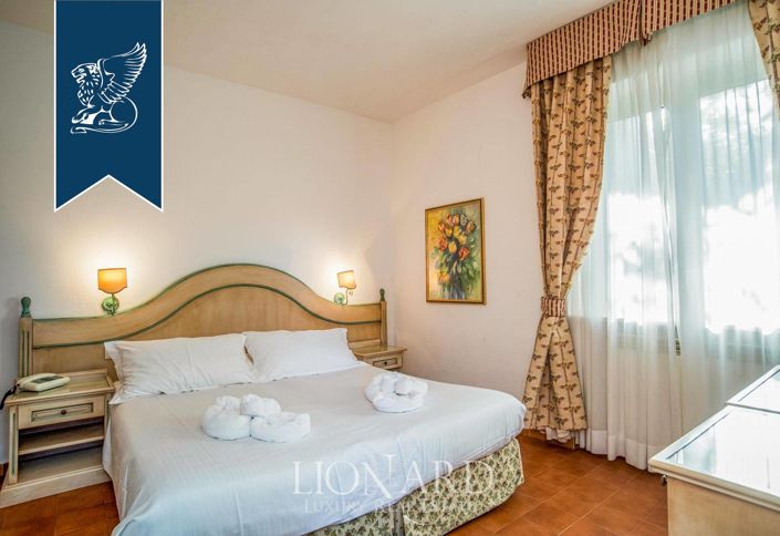 Image No.51-106 Bed Hotel for sale