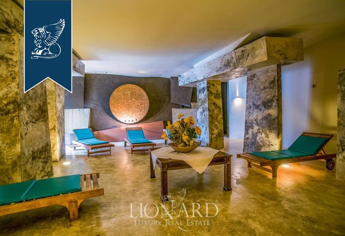 Image No.53-106 Bed Hotel for sale