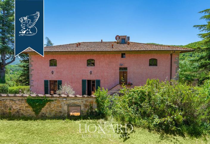 Image No.10-13 Bed Farmhouse for sale