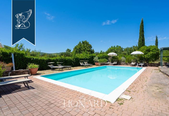 Image No.15-13 Bed Farmhouse for sale