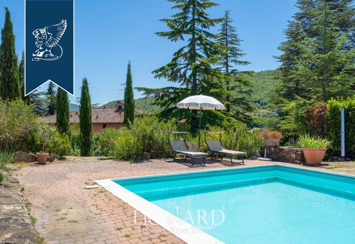 Image No.17-13 Bed Farmhouse for sale