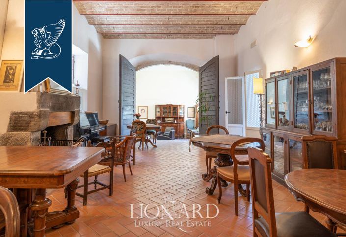 Image No.30-13 Bed Farmhouse for sale