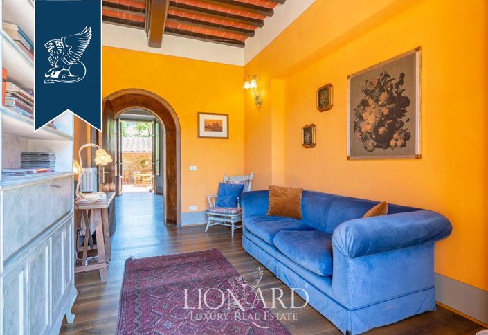 Image No.37-13 Bed Farmhouse for sale