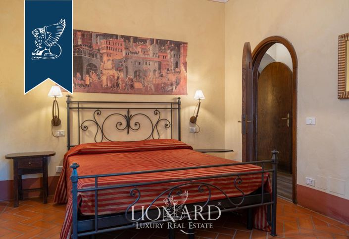 Image No.44-13 Bed Farmhouse for sale