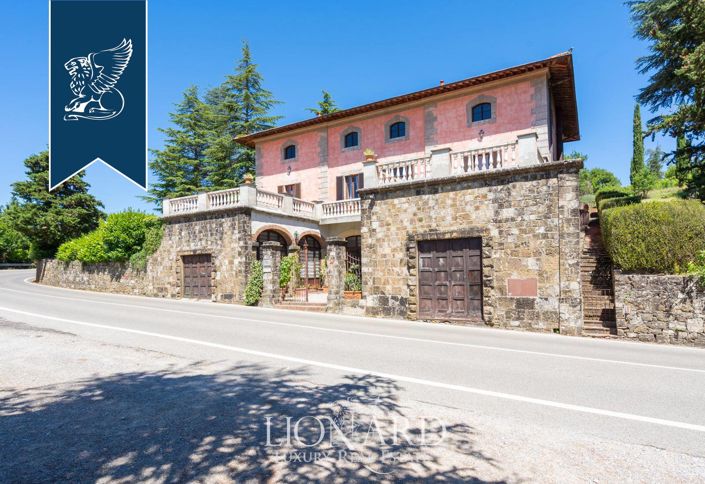 Image No.7-13 Bed Farmhouse for sale