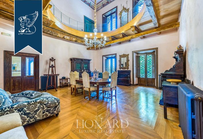 Image No.17-7 Bed Villa for sale