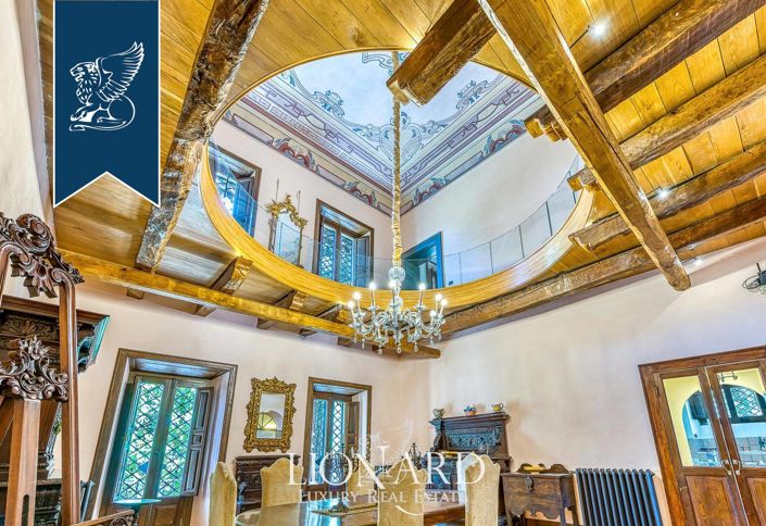 Image No.20-7 Bed Villa for sale