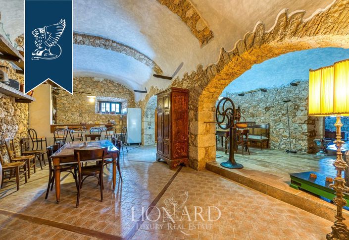 Image No.42-7 Bed Villa for sale