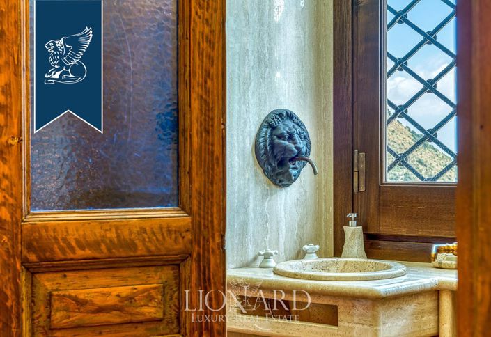 Image No.43-7 Bed Villa for sale