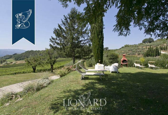 Image No.16-9 Bed Farmhouse for sale