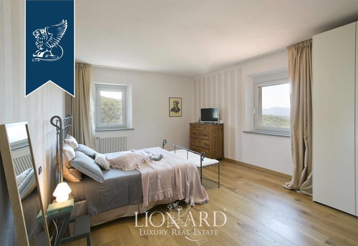 Image No.44-9 Bed Farmhouse for sale