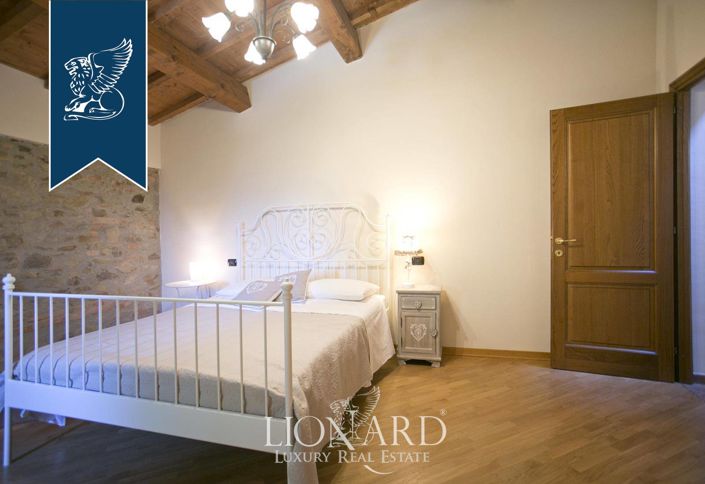 Image No.46-9 Bed Farmhouse for sale