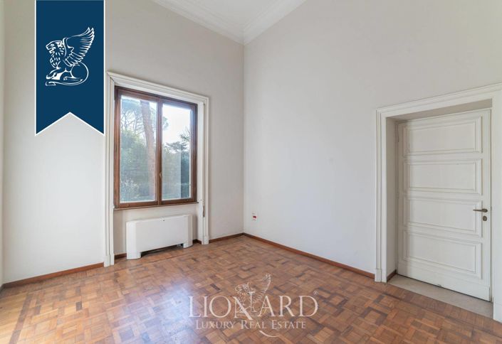 Image No.20-Villa de 30 chambres à vendre à Rome