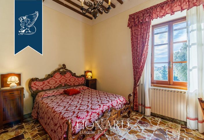 Image No.15-8 Bed Villa for sale