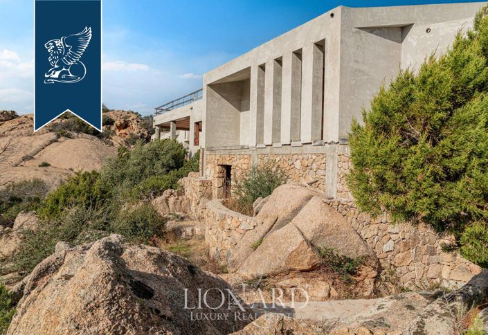 Image No.14-8 Bed Villa for sale