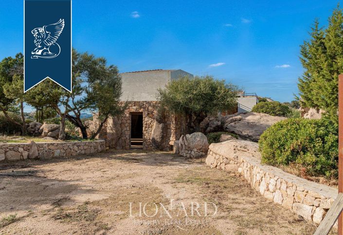 Image No.19-8 Bed Villa for sale