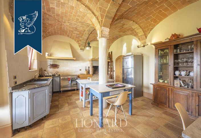 Image No.24-Ferme de 9 chambres à vendre à Montecatini Val di Cecina