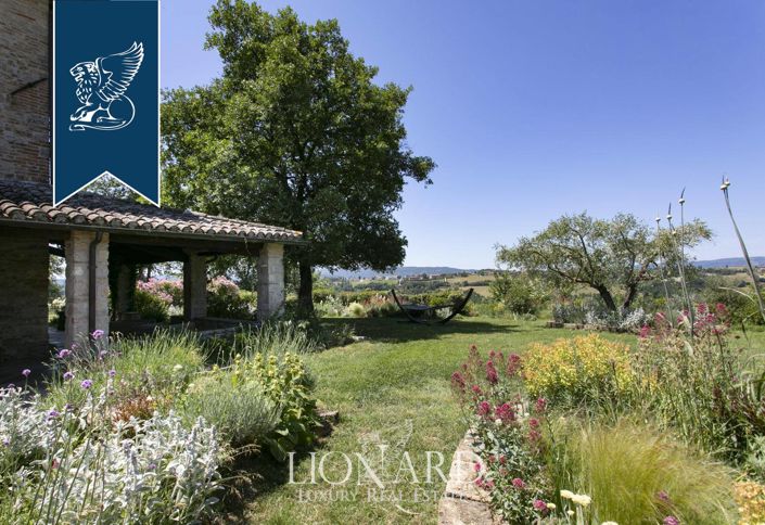 Image No.30-8 Bed Country House for sale