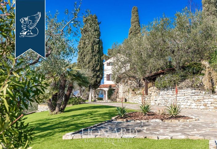 Image No.12-4 Bed Villa for sale