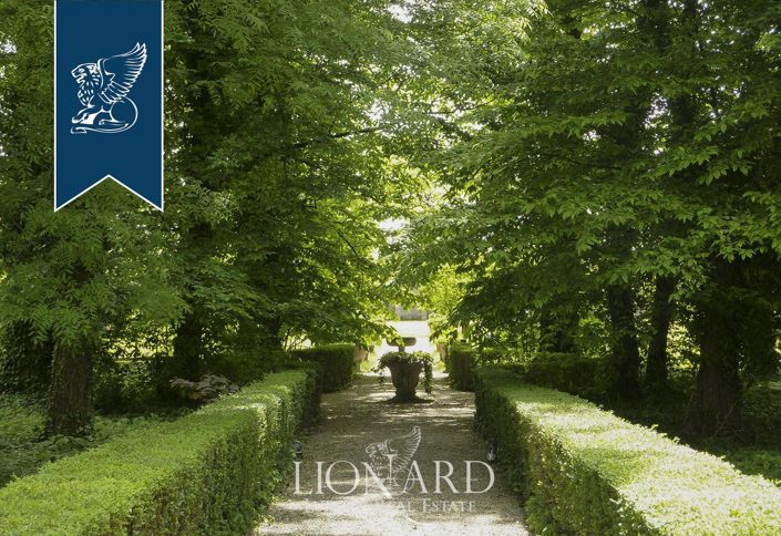 Image No.19-22 Bed Villa for sale