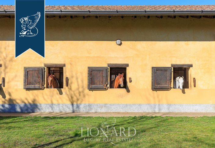 Image No.30-37 Bed Farmhouse for sale