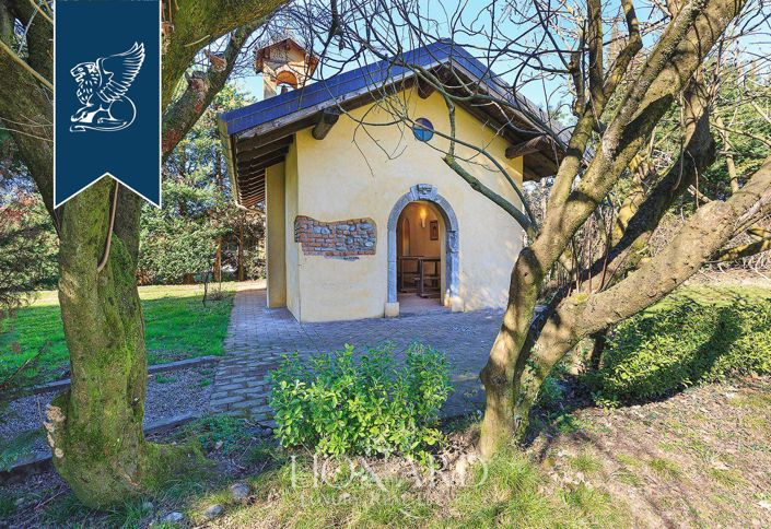 Image No.34-37 Bed Farmhouse for sale