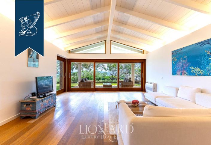 Image No.13-5 Bed Villa for sale