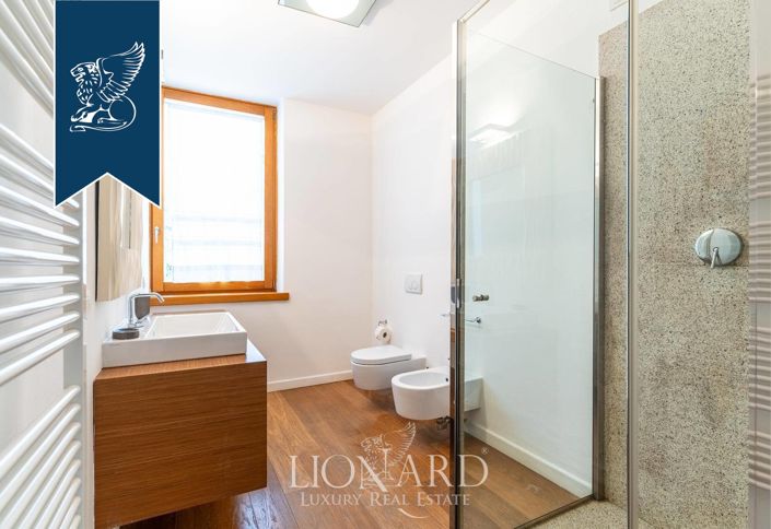 Image No.20-5 Bed Villa for sale