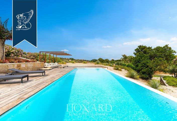 Image No.5-5 Bed Villa for sale