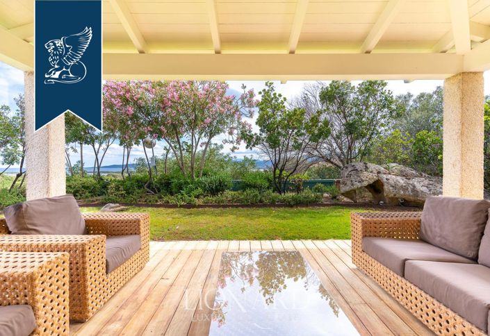 Image No.8-5 Bed Villa for sale