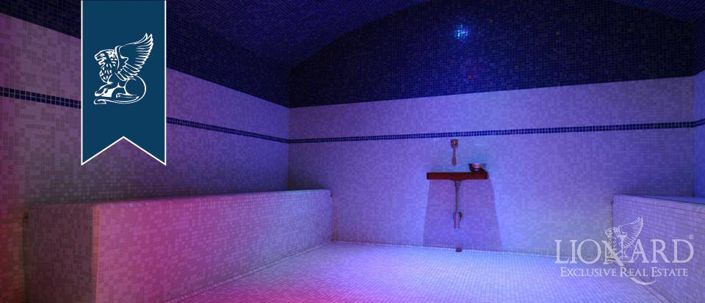 Image No.23-20 Bed Hotel for sale