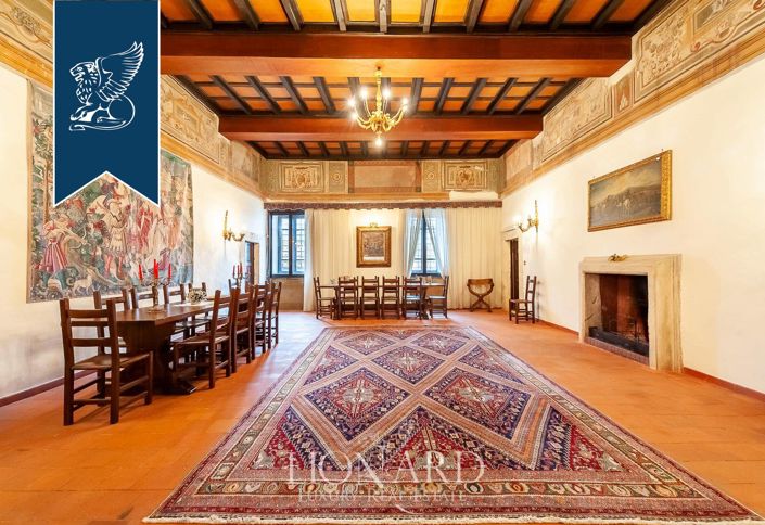 Image No.44-7 Bed Property for sale