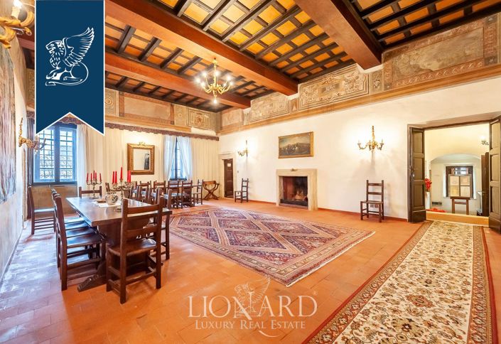 Image No.45-7 Bed Property for sale