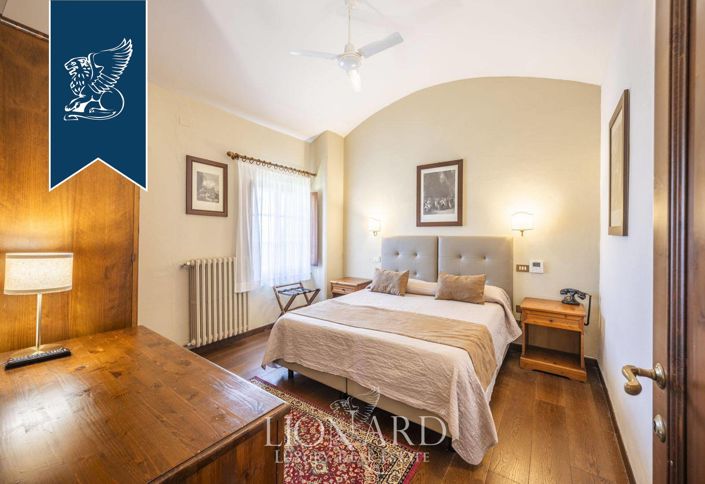 Image No.13-Villa de 21 chambres à vendre à San Gimignano