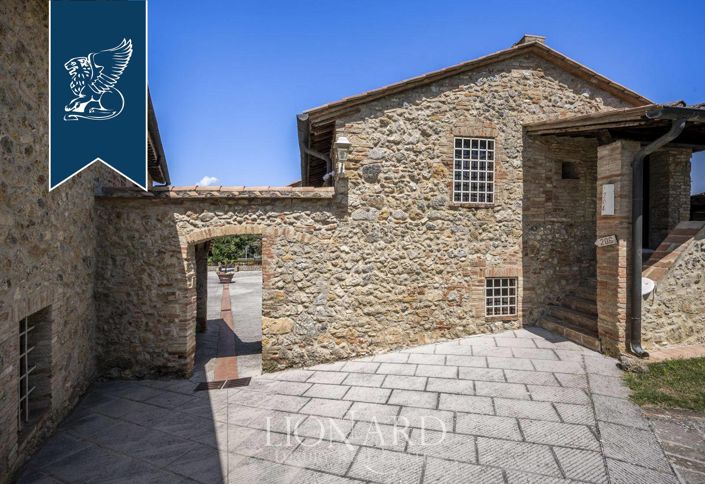 Image No.9-Villa de 21 chambres à vendre à San Gimignano