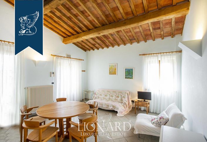 Image No.31-9 Bed Villa for sale