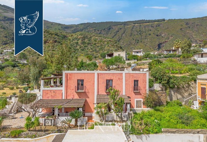 Image No.2-Villa de 7 chambres à vendre à Santa Marina Salina