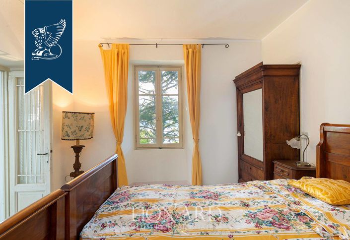 Image No.36-10 Bed Villa for sale