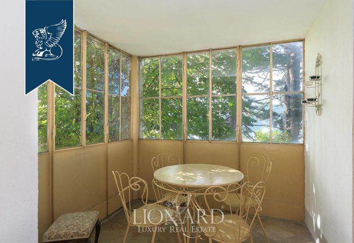 Image No.42-10 Bed Villa for sale