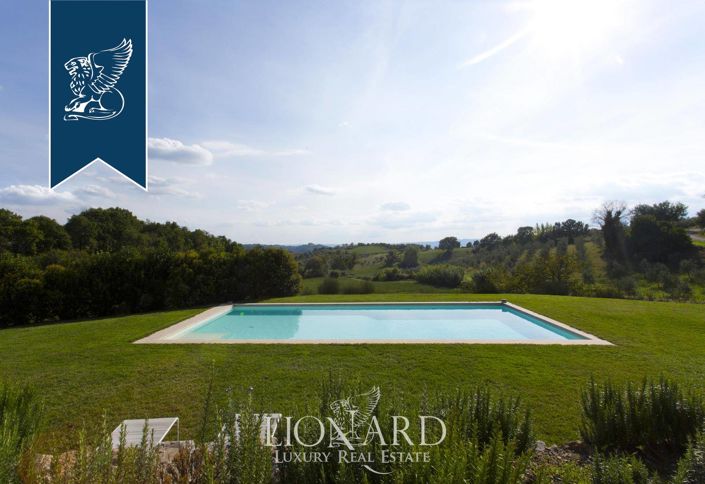 Image No.16-9 Bed Farmhouse for sale