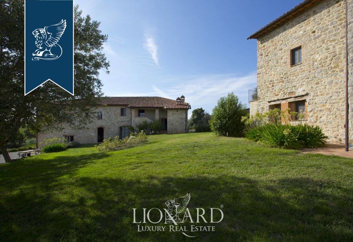 Image No.20-9 Bed Farmhouse for sale