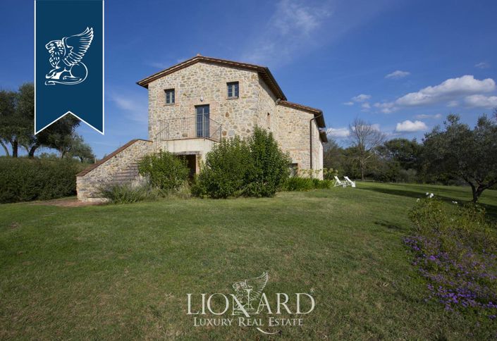 Image No.22-9 Bed Farmhouse for sale