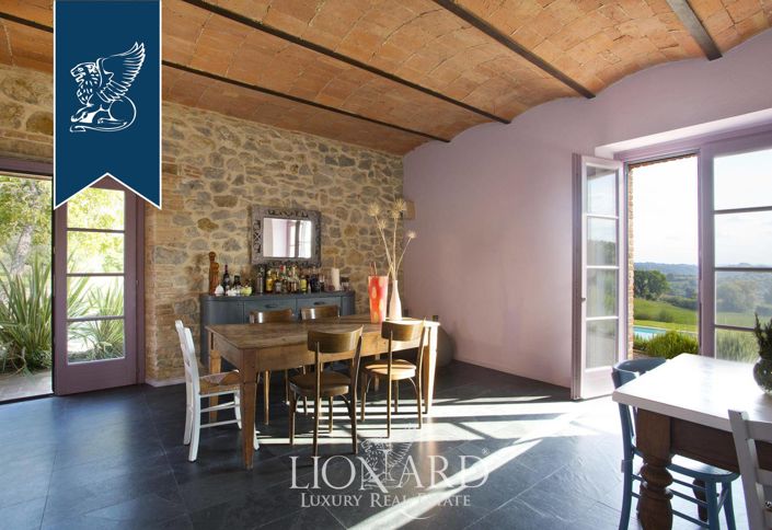 Image No.27-9 Bed Farmhouse for sale