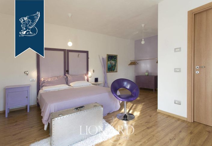 Image No.36-9 Bed Farmhouse for sale