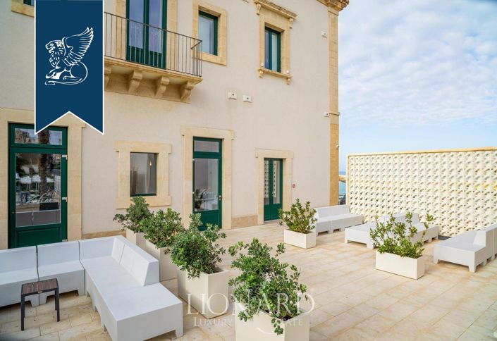 Image No.22-15 Bed Hotel for sale