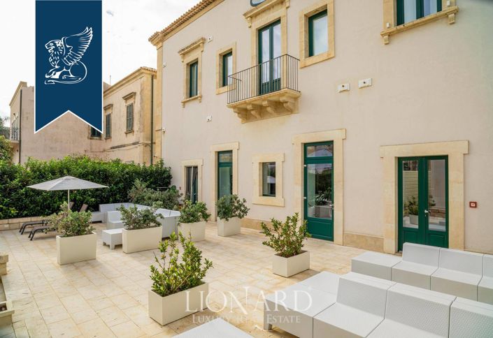 Image No.24-15 Bed Hotel for sale