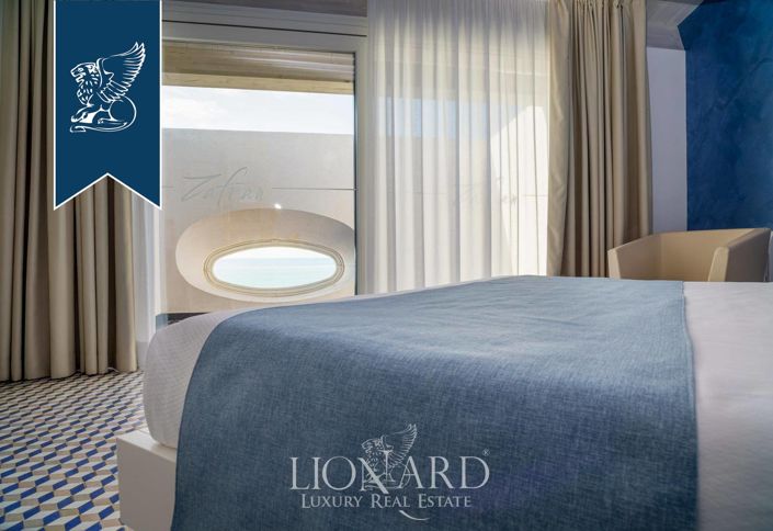 Image No.37-15 Bed Hotel for sale